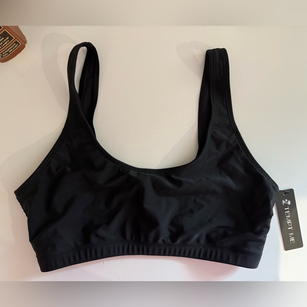 Tempt Me Black Women's Sporty Bikini Top